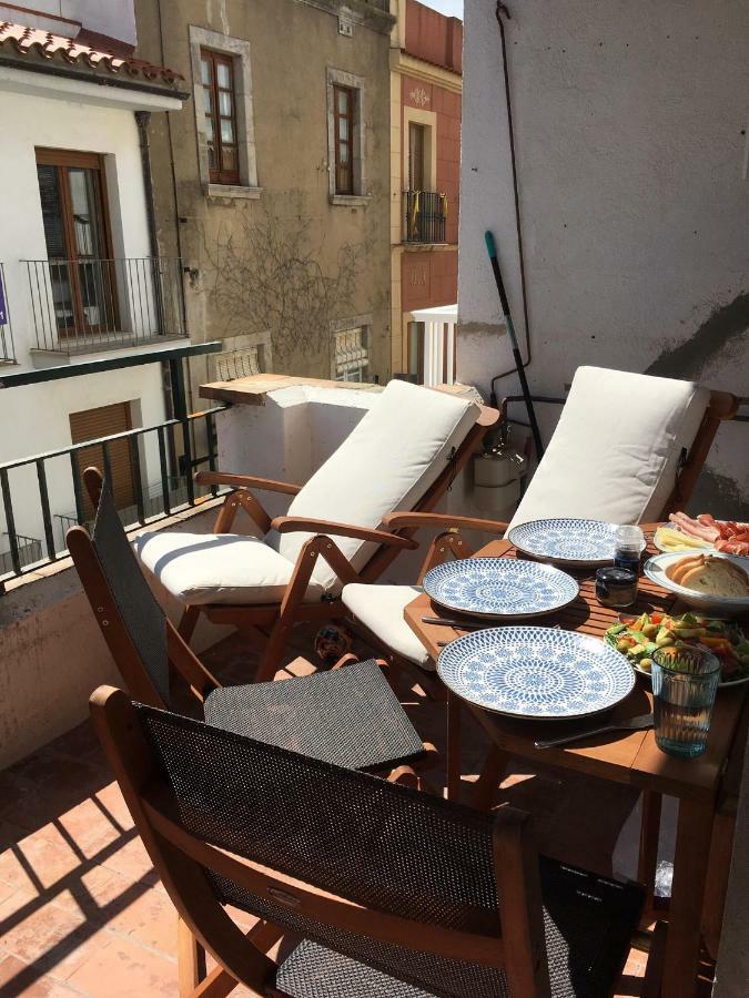 2 Bedroom Apartment In The Old Town, Close To The Beach L' Escala Luaran gambar