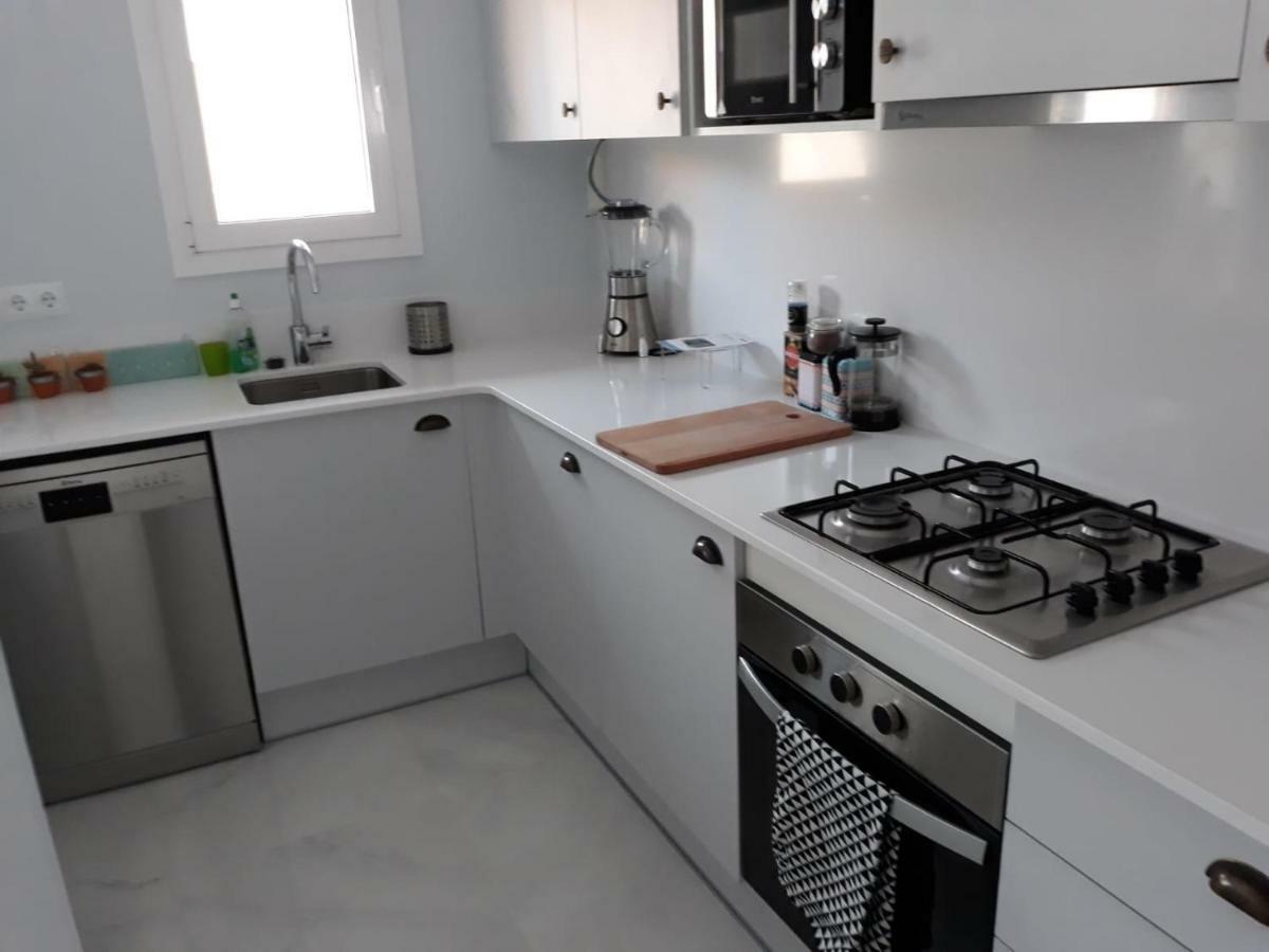 2 Bedroom Apartment In The Old Town, Close To The Beach L' Escala Luaran gambar