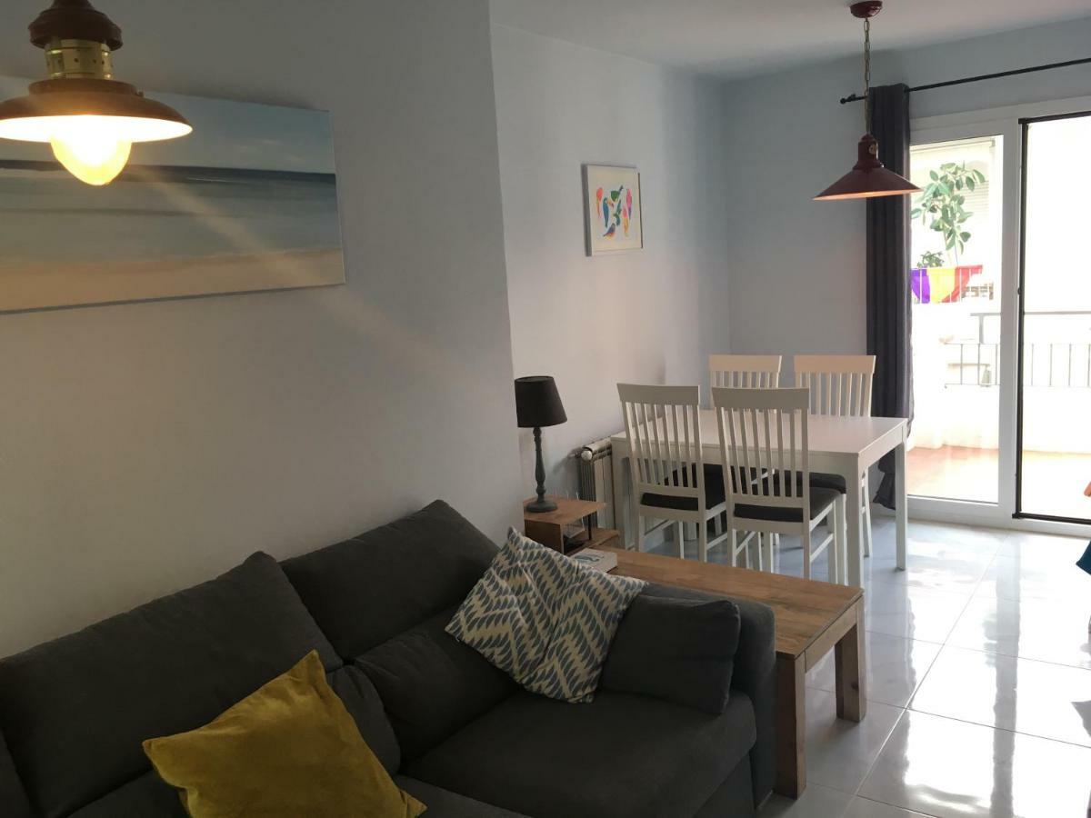 2 Bedroom Apartment In The Old Town, Close To The Beach L' Escala Luaran gambar